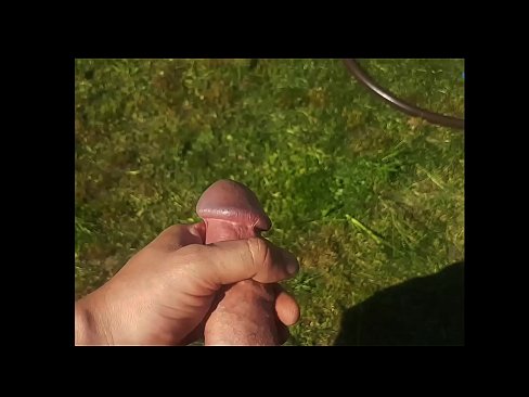 ❤️ Hot hottie mendapat dia merah jambu pussy fucked dan air mani dengan muncrat di taman musim panas Seks pada ms.milf-nut-net.ru ❌❤