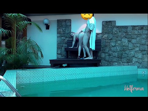 ❤️ Bos menjemput pembantu rumah ke kolam, tetapi tidak dapat menahan panas Seks pada ms.milf-nut-net.ru ❌❤